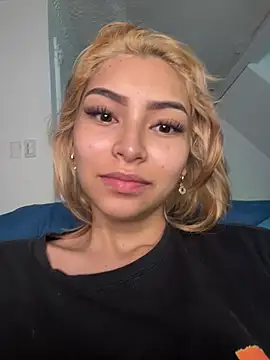 Snapshot of NatalieSterling chatting on 21, 6, 2026 NatalieSterling online show from 21, 6, 2026