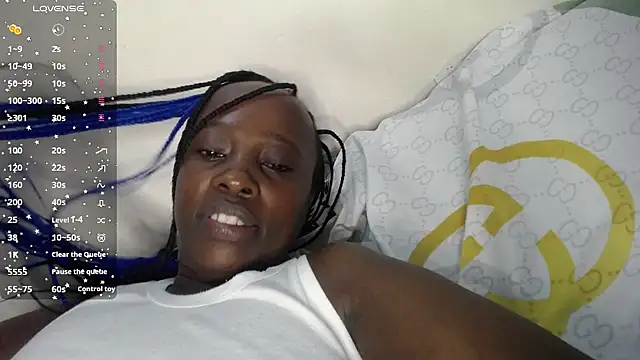 Snapshot of TIFFANEYVIVIAN chatting on 13, 7, 2026 TIFFANEYVIVIAN online show from 13, 7, 2026