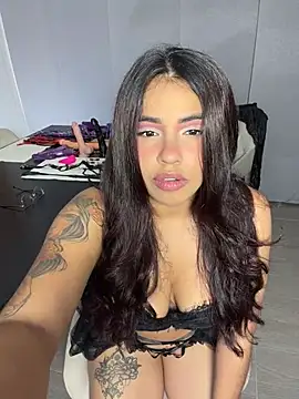 ElenaXMelody online show from 18, 6, 2026