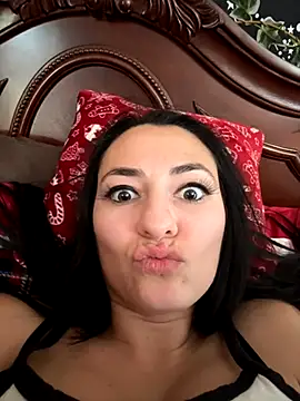 Snapshot of smoothkissx chatting on 19, 12, 2025 smoothkissx online show from 19, 12, 2025