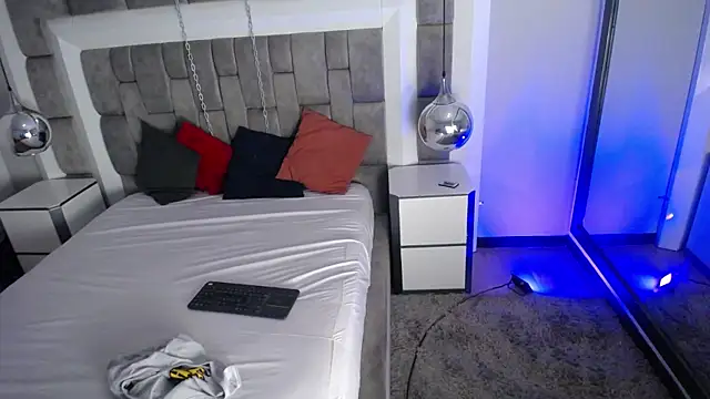 Snapshot of LucasThomson_ chatting on 14, 6, 2026 LucasThomson online show from 14, 6, 2026