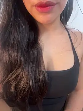 Snapshot of QuynhAnhhh_sweet chatting on 22, 6, 2026 QuynhAnhhh sweet online show from 22, 6, 2026
