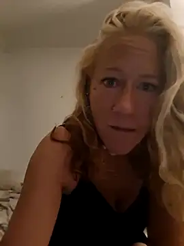 lusciouspider online show from 4, 6, 2026