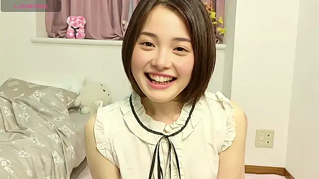 Momo hip online show from 10, 6, 2026
