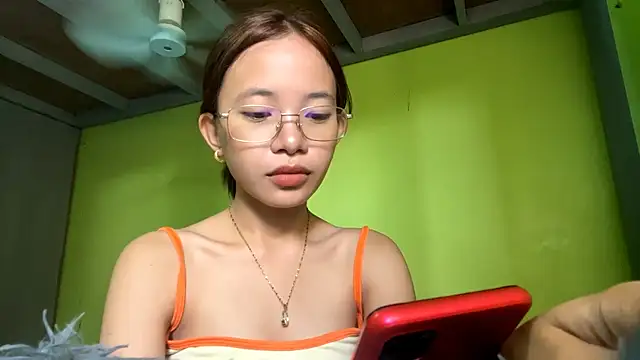 Snapshot of CharisseQuall chatting on 11, 6, 2026 CharisseQuall online show from 11, 6, 2026