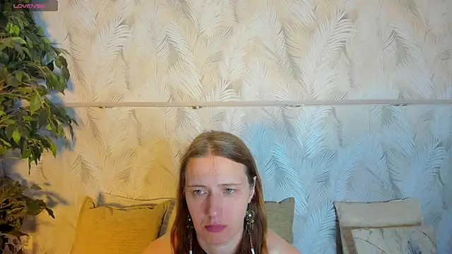 Snapshot of Kathrine-Meyer chatting on 8, 7, 2026 Kathrine-Meyer online show from 8, 7, 2026