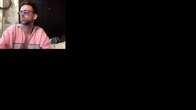 Snapshot of thierrybae chatting on 19, 6, 2026 thierrybae online show from 19, 6, 2026