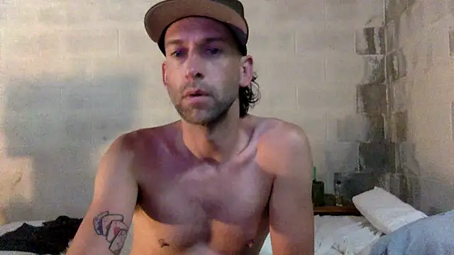 Snapshot of thierrybae chatting on 18, 7, 2026 thierrybae online show from 18, 7, 2026