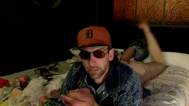 Snapshot of thierrybae chatting on 20, 6, 2026 thierrybae online show from 20, 6, 2026