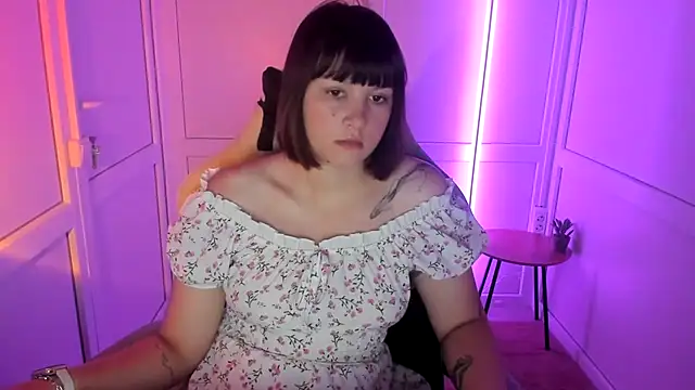 Snapshot of Vanilla_Vixen chatting on 15, 7, 2026 Vanilla Vixen online show from 15, 7, 2026