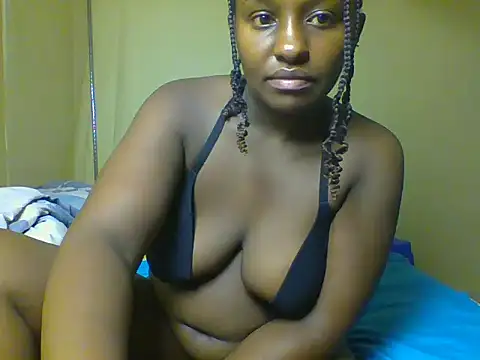 Snapshot of Sexie_bobbies chatting on 19, 7, 2026 Sexie bobbies online show from 19, 7, 2026