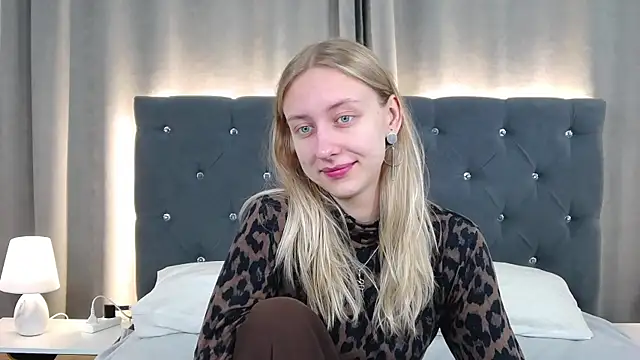 Snapshot of LirienVexx chatting on 18, 6, 2026 LirienVexx online show from 18, 6, 2026