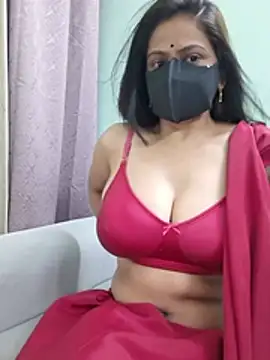 Snapshot of Yours_Stepmom chatting on 1, 7, 2026 Yours Stepmom online show from 1, 7, 2026