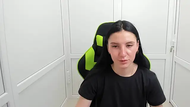 Snapshot of PatteMeoww chatting on 12, 6, 2026 PatteMeoww online show from 12, 6, 2026