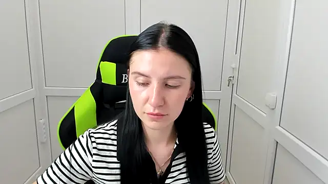 Snapshot of PatteMeoww chatting on 2, 7, 2026 PatteMeoww online show from 2, 7, 2026