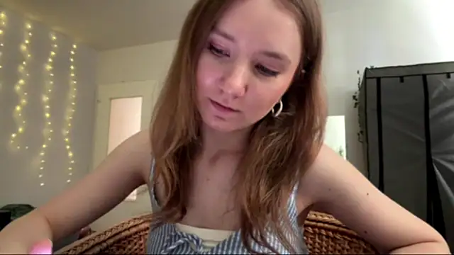 Snapshot of smalllisa chatting on 20, 6, 2026 smalllisa online show from 20, 6, 2026
