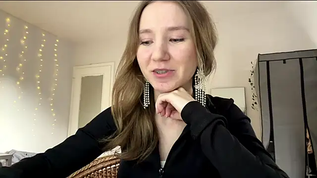 Snapshot of smalllisa chatting on 12, 6, 2026 smalllisa online show from 12, 6, 2026
