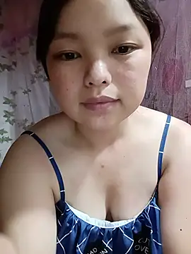 Snapshot of Linna-bae chatting on 11, 7, 2026 Linna-bae online show from 11, 7, 2026
