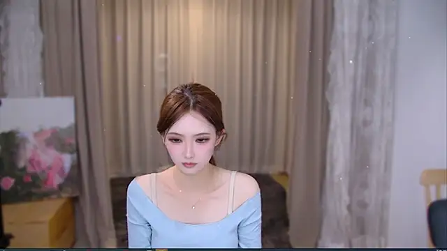 Annie-doll online show from 4, 6, 2026