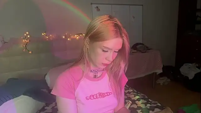 sexy cute18 online show from 26, 7, 2026