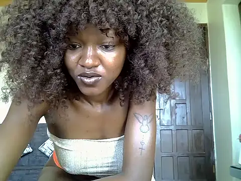 Snapshot of Urfavvduo chatting on 18, 7, 2026 Urfavvduo online show from 18, 7, 2026