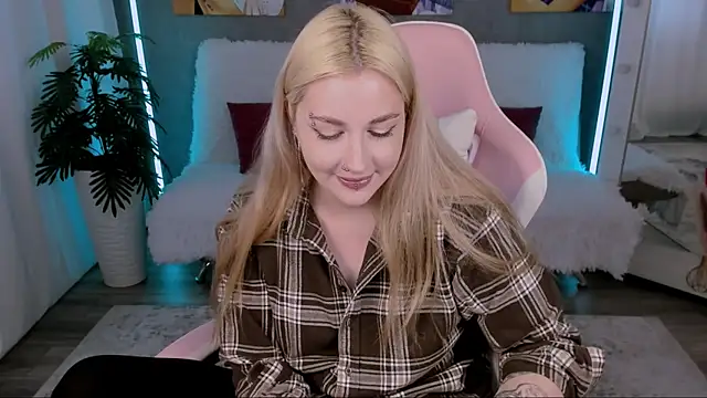 Snapshot of AmaliaWinslet chatting on 13, 6, 2026 AmaliaWinslet online show from 13, 6, 2026