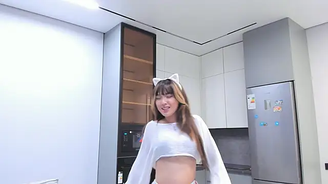 Snapshot of akari_star chatting on 7, 6, 2026 akari star online show from 7, 6, 2026