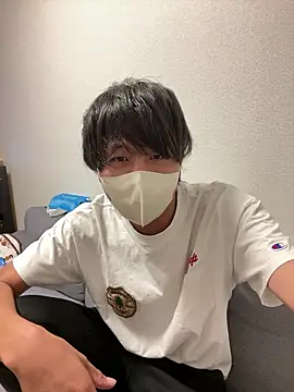 Snapshot of Natsu_x_ chatting on 9, 7, 2026 Natsu x online show from 9, 7, 2026