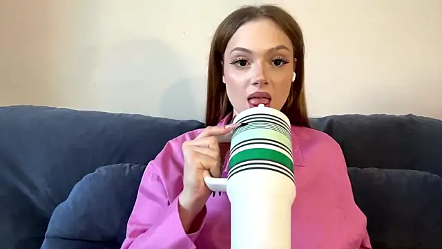 itskylieee online show from 6, 7, 2026