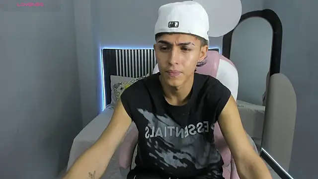 Snapshot of Axel_Mendozaa chatting on 18, 6, 2026 Axel Mendozaa online show from 18, 6, 2026