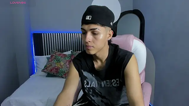 Snapshot of Axel_Mendozaa chatting on 25, 6, 2026 Axel Mendozaa online show from 25, 6, 2026