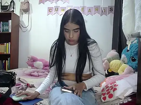 Kitty Naugthy   online show from 6, 8, 2026