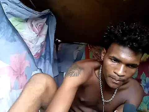 Snapshot of dantecruz19 chatting on 12, 7, 2026 dantecruz19 online show from 12, 7, 2026