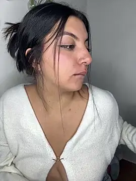Snapshot of isara_a chatting on 5, 6, 2026 isara a online show from 5, 6, 2026