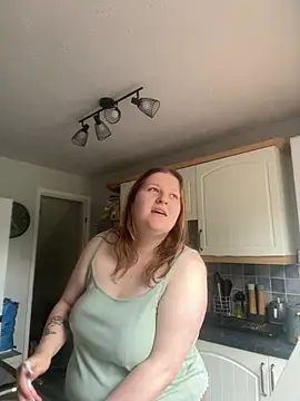 Snapshot of Curvy_Vanilla chatting on 6, 6, 2026 Curvy Vanilla online show from 6, 6, 2026