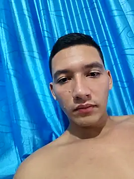 DanteLuxx066 online show from 4, 6, 2026