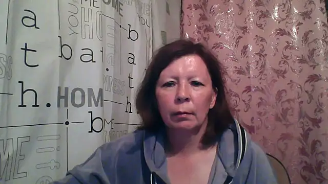 Snapshot of Schastlivaya43 chatting on 8, 6, 2026 Schastlivaya43 online show from 8, 6, 2026