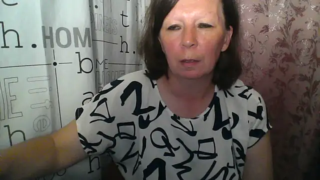 Snapshot of Schastlivaya43 chatting on 10, 6, 2026 Schastlivaya43 online show from 10, 6, 2026