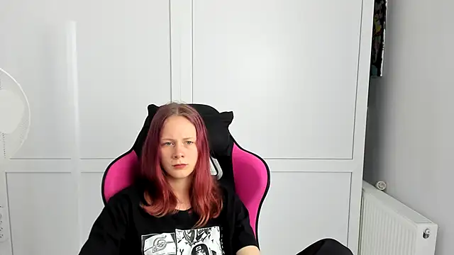 Snapshot of Skylar_spring chatting on 7, 7, 2026 Skylar spring online show from 7, 7, 2026