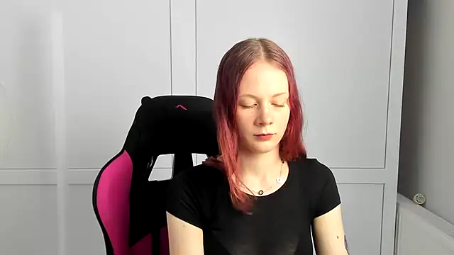 Snapshot of Skylar_spring chatting on 1, 7, 2026 Skylar spring online show from 1, 7, 2026