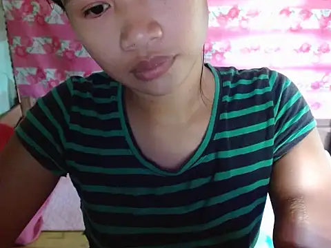 Snapshot of Itsme_Foxy_Shantale chatting on 16, 7, 2026 Itsme Foxy Shantale online show from 16, 7, 2026