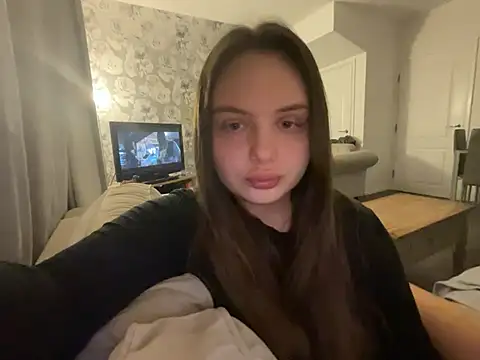 PregnantEllMai online show from 22, 6, 2026
