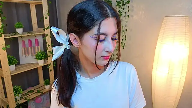 Snapshot of JasminKitany chatting on 7, 6, 2026 JasminKitany online show from 7, 6, 2026