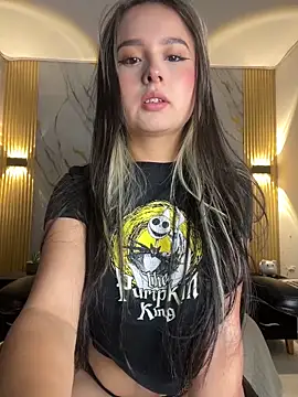 Snapshot of Tinakitten chatting on 13, 6, 2026 Tinakitten online show from 13, 6, 2026