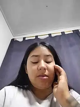 Snapshot of Amber_Herrera chatting on 19, 6, 2026 Amber Herrera online show from 19, 6, 2026