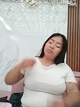 Snapshot of Amber_Herrera chatting on 10, 6, 2026 Amber Herrera online show from 10, 6, 2026