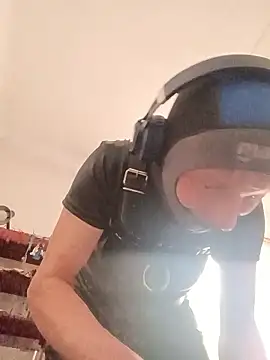 RubberFetischem online show from 18, 1, 2026