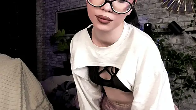 Snapshot of Velvet__Kiss chatting on 12, 6, 2026 Velvet Kiss online show from 12, 6, 2026