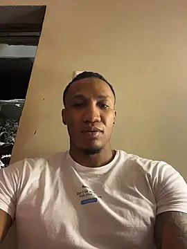 Snapshot of LoganVarela chatting on 21, 7, 2026 LoganVarela online show from 21, 7, 2026