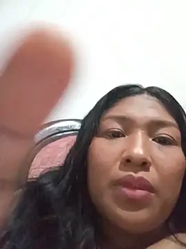 Snapshot of MoonMua chatting on 12, 6, 2026 MoonMua online show from 12, 6, 2026